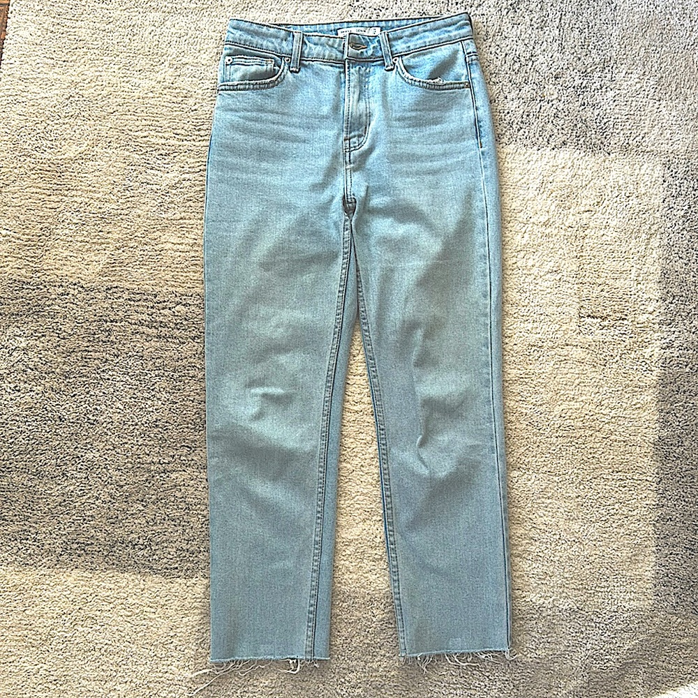 Bershka denim chopped size 4